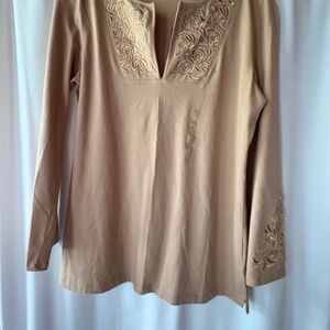 Liz Claiborne Tunic top S Beige With Gold Decorative Neck Edge NWT